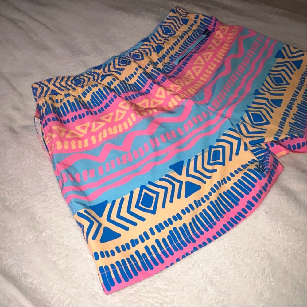 chubbies Pink & Blue High-Waist Shorts - Picture 7 of 9